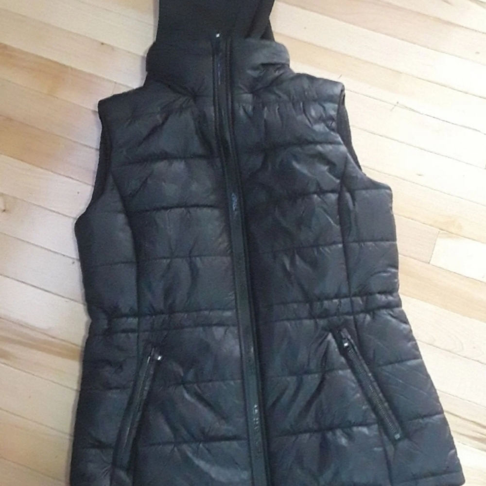 New Mk vest with hood